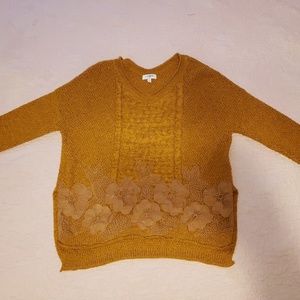 Umgee Sweater size S